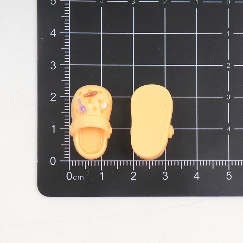 10/100Pcs Mini Crocs Realistic Slippers Resin Flatback Cabochon DIY Hair Bow Accessories Scrapbook Figurine Phone Decor Decor