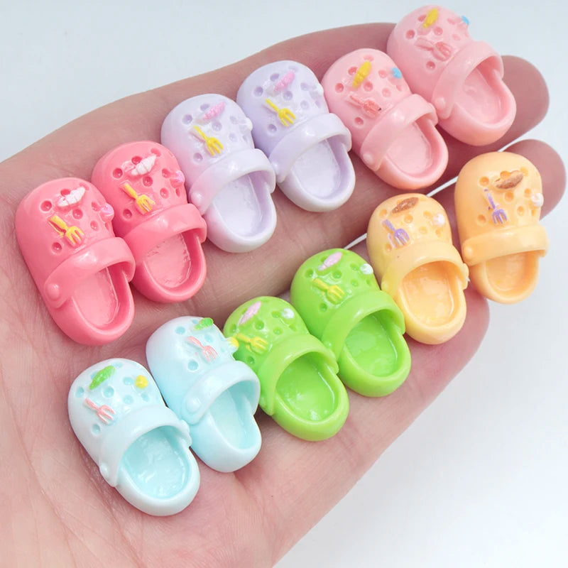 10/100Pcs Mini Crocs Realistic Slippers Resin Flatback Cabochon DIY Hair Bow Accessories Scrapbook Figurine Phone Decor Decor