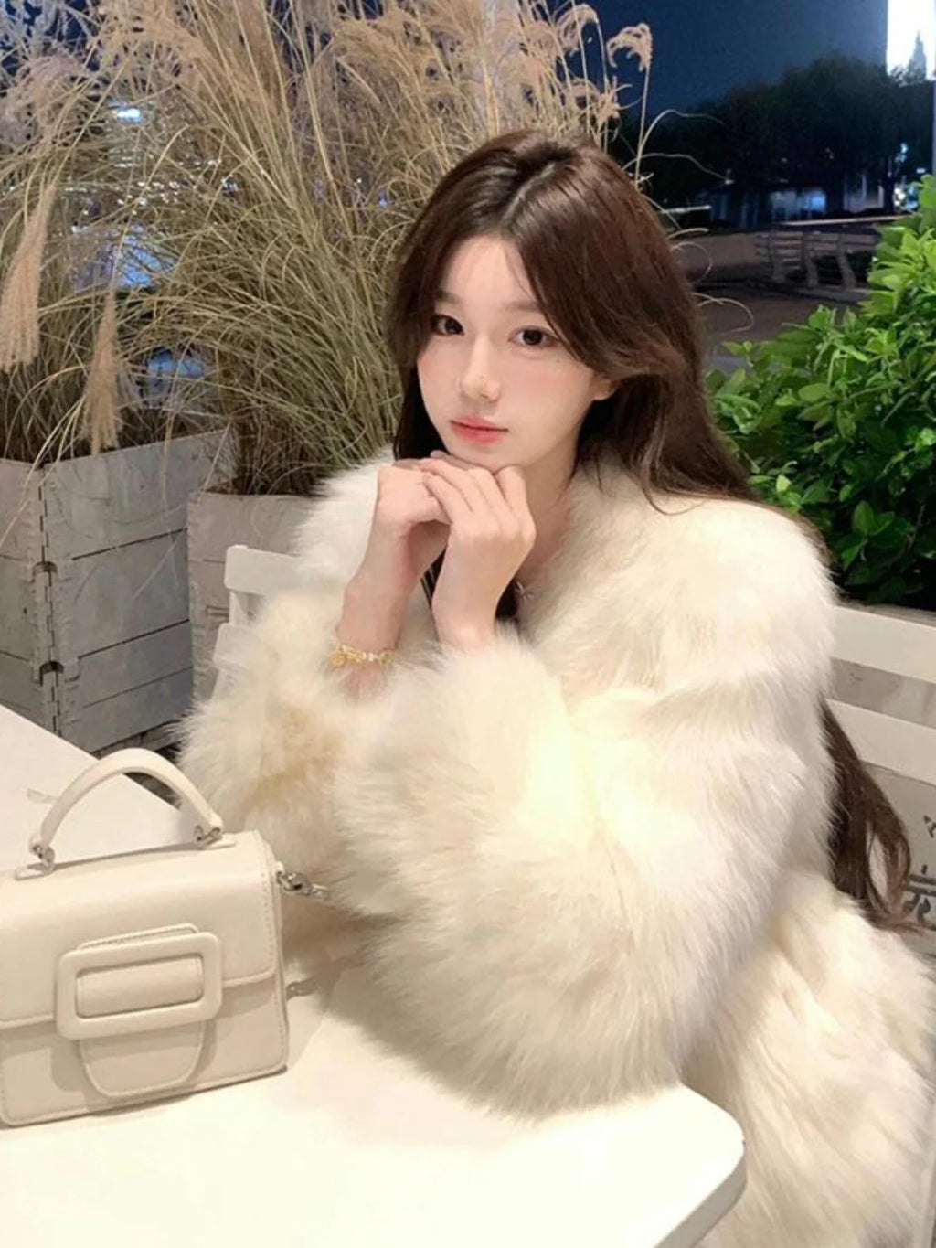 Winter 2025 Women's ort  Fur Coat Warmth Pure Color V-ne Padded Jaet Luxury Brand Lady's Clothing Faionable