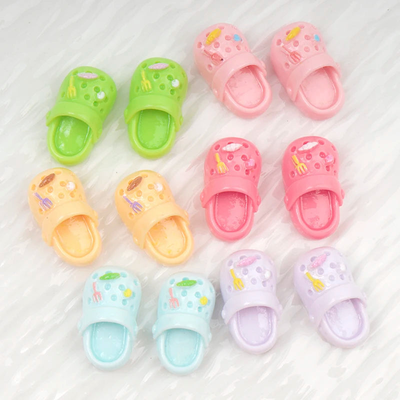 10/100Pcs Mini Crocs Realistic Slippers Resin Flatback Cabochon DIY Hair Bow Accessories Scrapbook Figurine Phone Decor Decor