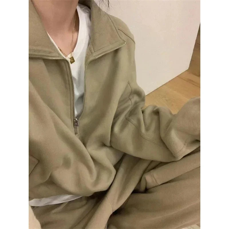 Fashionable Loose Sportswear Set for Women Casual Style Stand Collar Sweatshirt And Pants Two-Piece Suit Cotton Made in China
