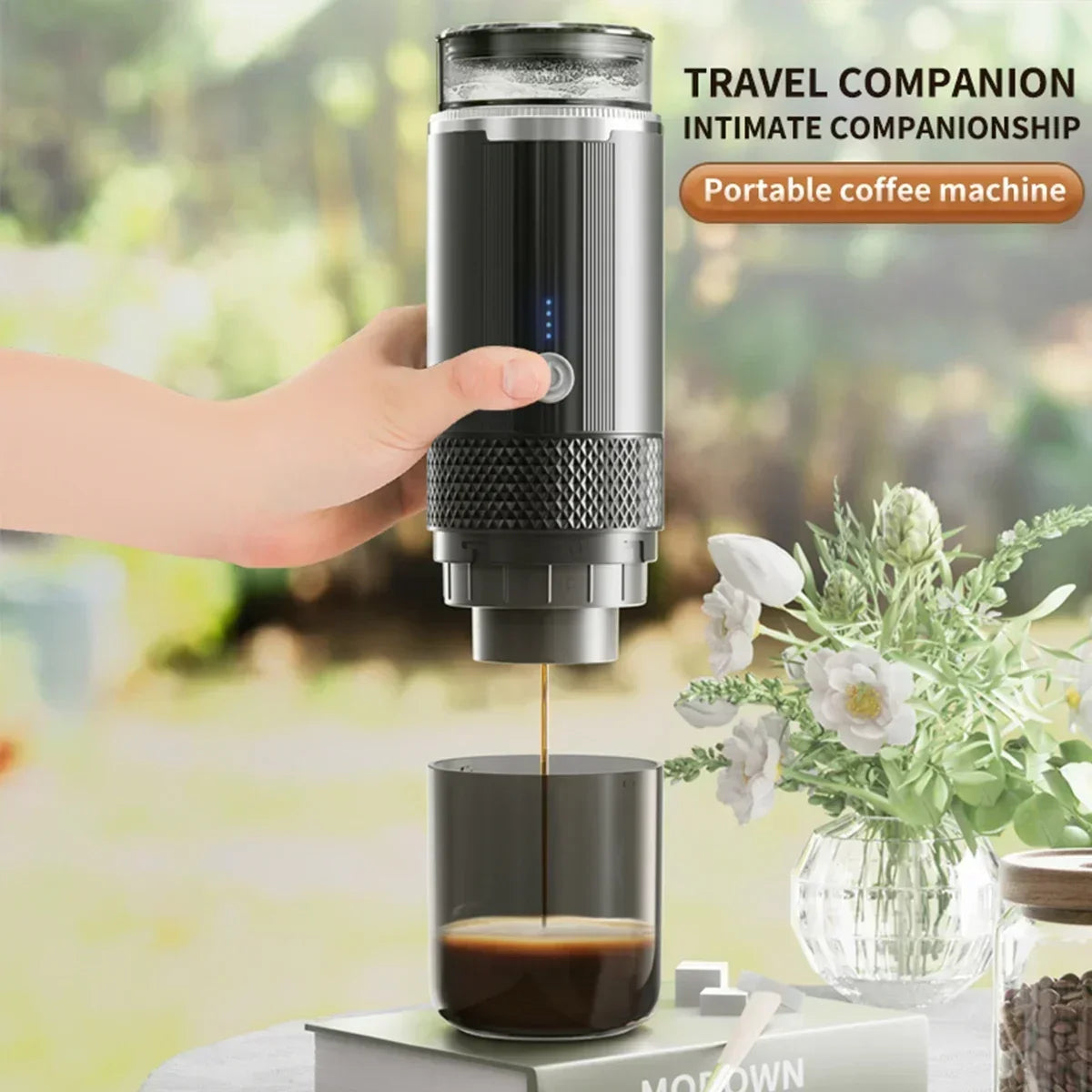 Portable electric coffee machine is suitable for ground coffee and KCUP capsules, but it does not have a heating function